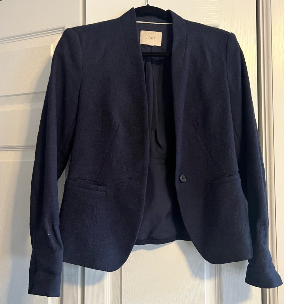 LOFT Textured Navy Cropped Blazer